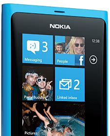 İ­ş­t­e­ ­M­i­c­r­o­s­o­f­t­ ­v­e­ ­N­o­k­i­a­­n­ı­n­ ­İ­l­k­ ­Ü­r­ü­n­ü­:­ ­N­o­k­i­a­ ­L­u­m­i­a­ ­8­0­0­!­